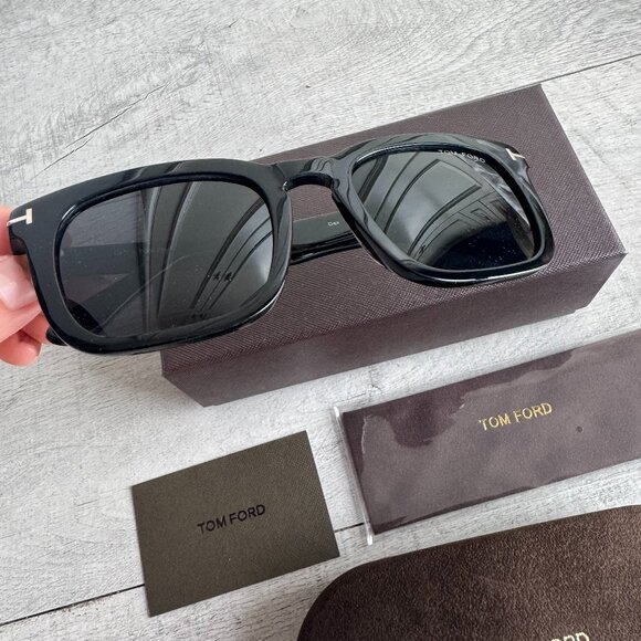 Tom Ford Tortoise Square Sunglasses - Viral Y2K Babe Vibe main image 7